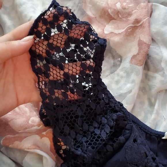 Tanktop - Picture 3 of 3